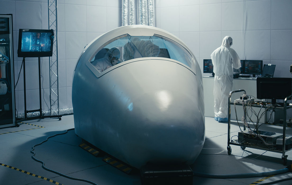 Cleanroom Cleaning - Aerospace Facilities