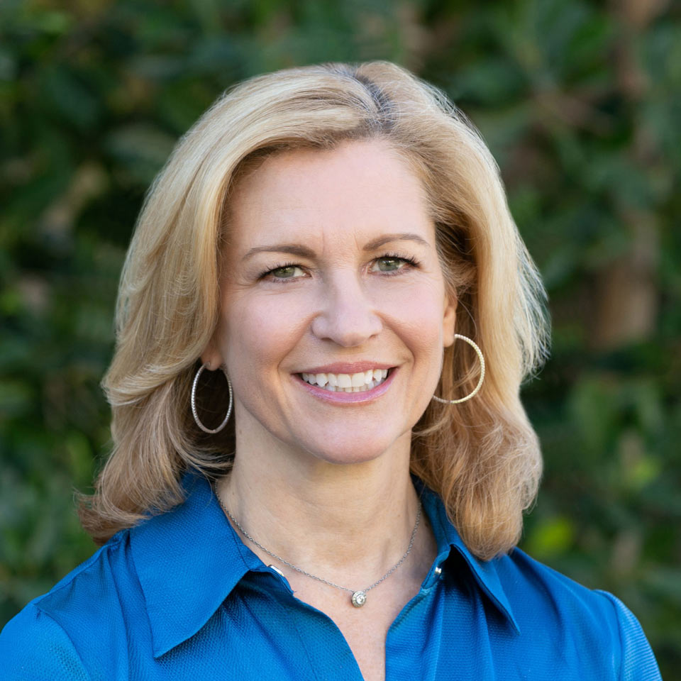 laurie-headshot-2025 Laurie Sewell