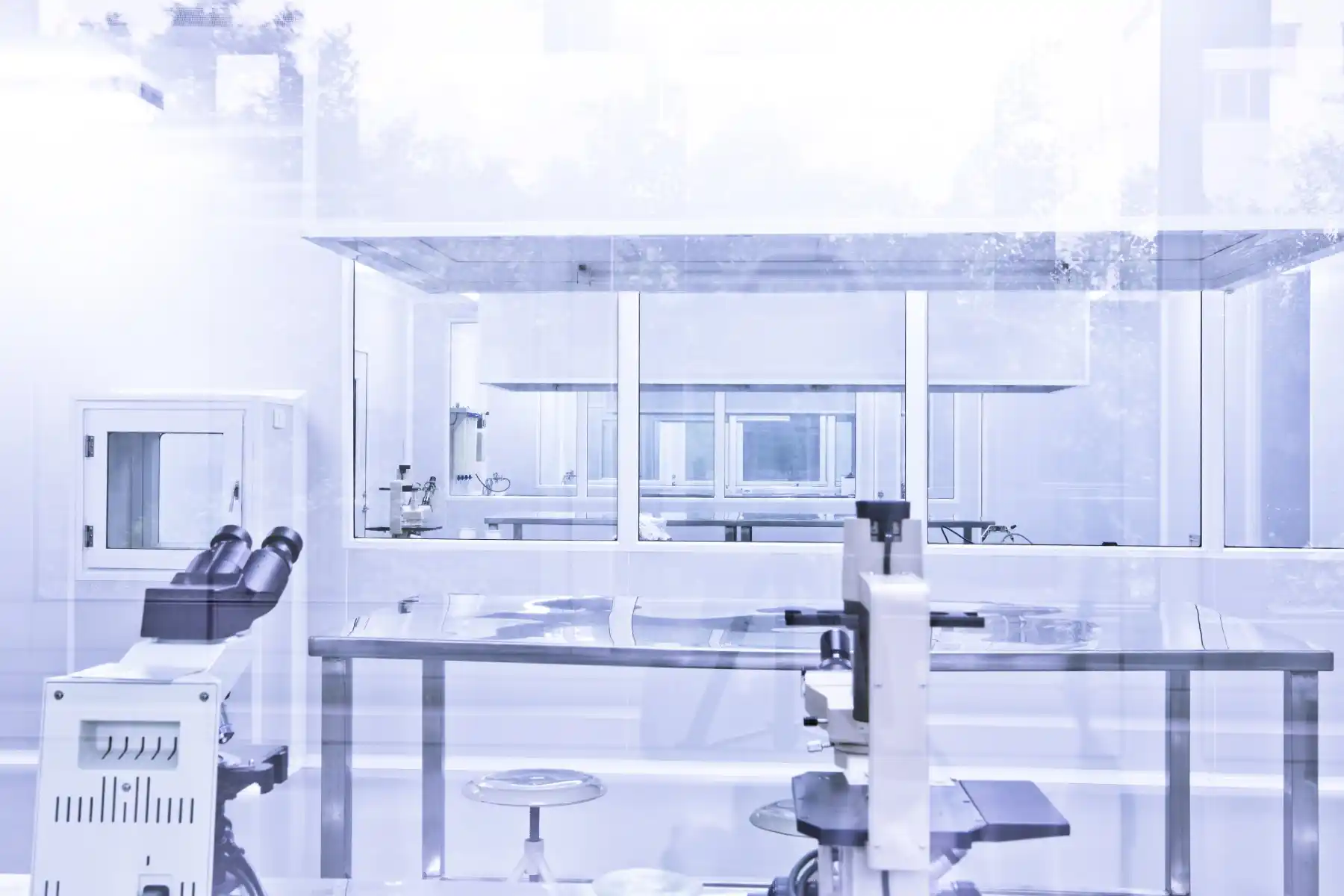 Environmental monitoring in a cleanroom