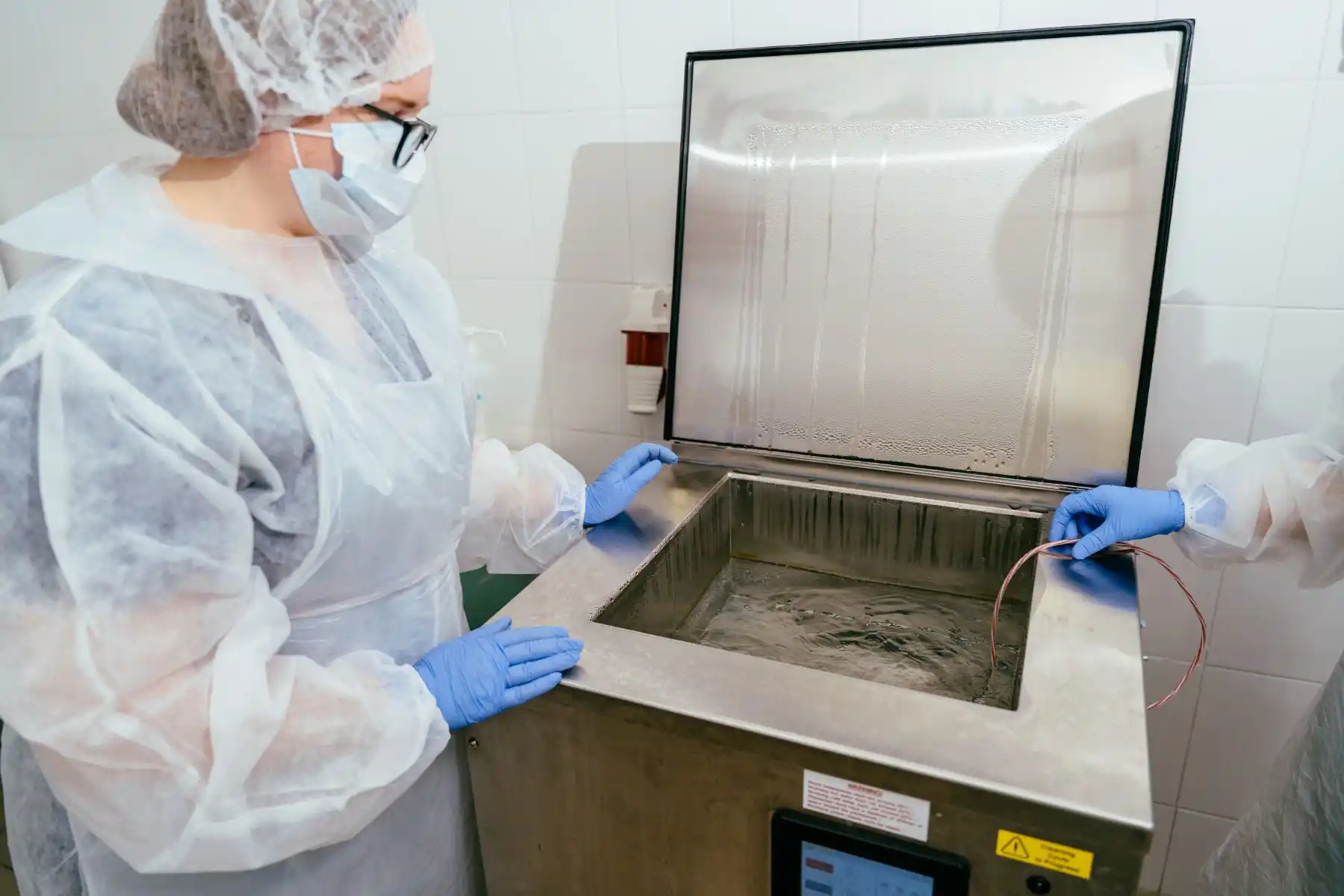 Commercial Ultrasonic cleaning